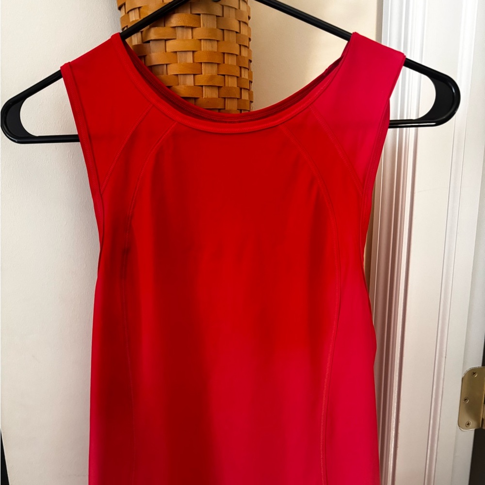 Lululemon Peep Back Tank